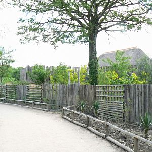 Le Pal - Fence between the park and the lodges