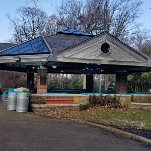 Staten Island Zoo - Picnic area