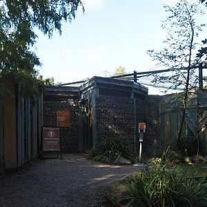 Entrance to the South American aviary, 2020-10-10