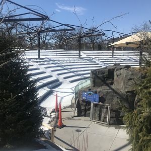 Como harbor- amphitheater