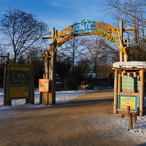 Winter view in Planckendael - Entrance of the Asian section, 2021-02-14