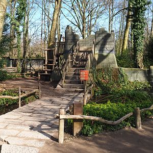 Mock temple as viewing area for the guanaco paddock, 2021-02-23
