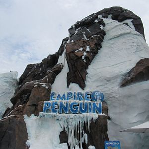 Empire of the Penguin - Entrance