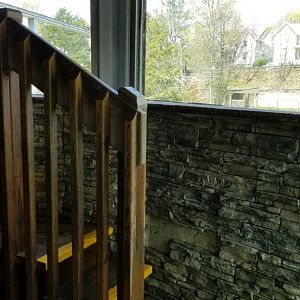 ZooAmerica - Extremely narrow viewing platform for black bears