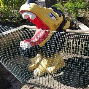 Cohanzick Zoo - Water fountain