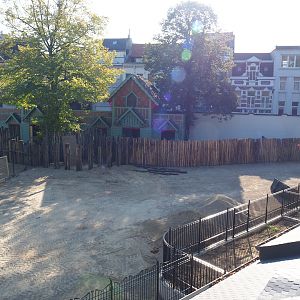 Historical pig pens and sectioned-off part of the giraffe/zebra paddock, 2020-09-20