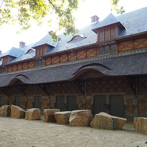 1908-1909 bovine house, 2020-09-20