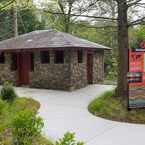 Brandywine Zoo - Bathrooms, Madagascar sign