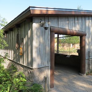 Pantanal - Mixed Species Exhibit - Viewing Shelter