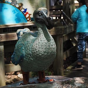Dodo statue