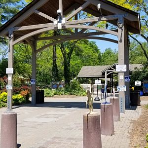 Bergen County Zoo - Entrance