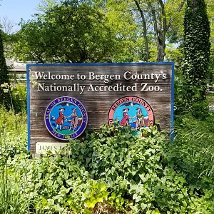 Bergen County Zoo - County sign