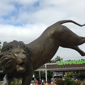 “Rex The Lion” Entrance Statue
