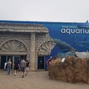 Long Island Aquarium - Entrance