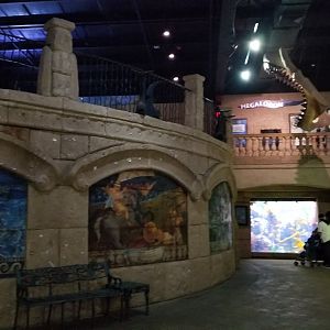 Long Island Aquarium - Main atlantis room