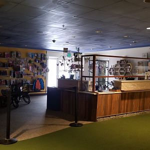 LI Aquarium, Butterfly exhibit - Gift shop