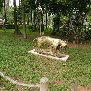 Jaguar statue - BioParque do Rio