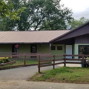 Roer's Zoofari - Entrance building from inside