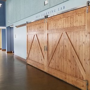 Maryland Zoo - Inside penguin education center