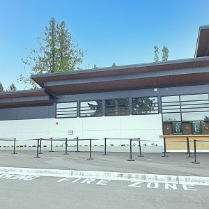 Daily Admission & Guest Services Building (Front)