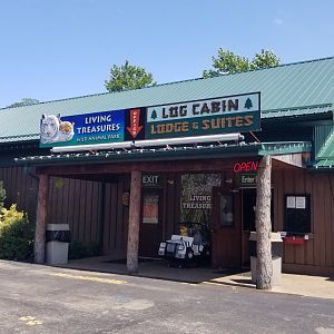 Living Treasures LH - Entrance