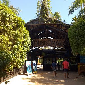 Entrance building -MundoMar Benidorm (2021)