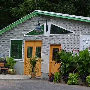 Aquaponics / Tapir Holding