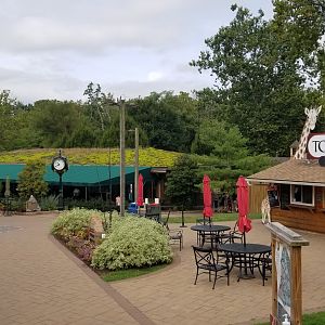 Elmwood Park - Event building, pizza place