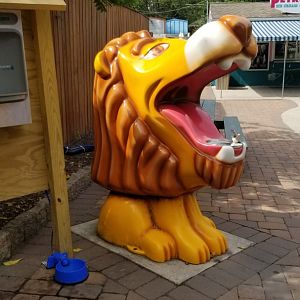 Elmwood Park - Water fountain, one of several
