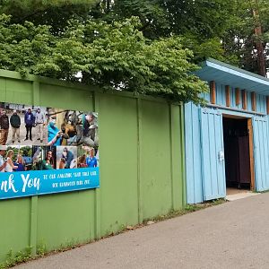 Elmwood Park - Vending machine shed
