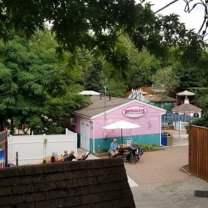 Elmwood Park - More food vendors