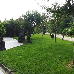 Roads in The Kingdom of Ganesha, between the Komodo dragon house and the Flower Temple, 2021-09-02