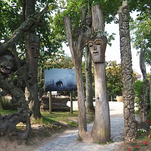 Wood carvings, 2021-09-02