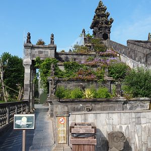 Flower Temple - Sumatran orangutan house, 2021-09-02