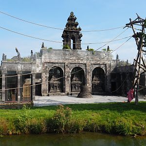 Flower Temple and part of the first Sumatran orangutan island,  2021-09-02