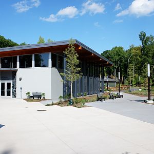 veterinary center (open to public)