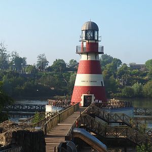Cambron-by-the-Sea Lighthouse, with The Kingdom of Ganesha in the background, 2021-09-03