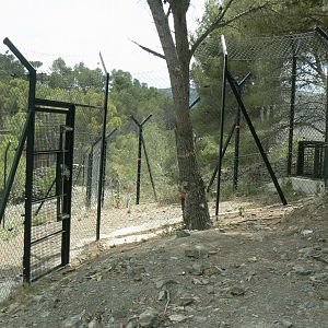 Ecozonia - Separation pen for chinese dholes