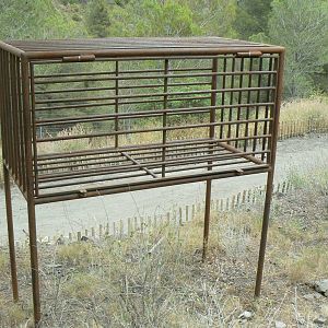 Ecozonia - Bile bear cage