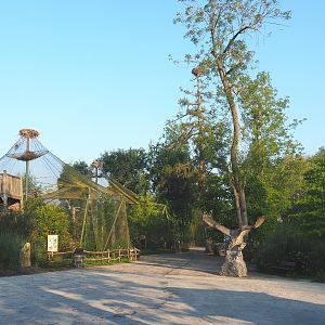 Park view towards the raptor area, 2021-09-03