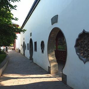 Snow leopard viewing pavilion, 2021-09-03