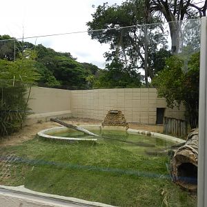 Empty exhibit - Sorocaba zoo (PZMQB)