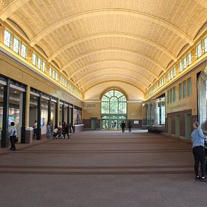 Interior Overview - Pepper Family Wildlife Center