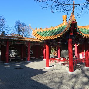 CHINA - Entry Plaza