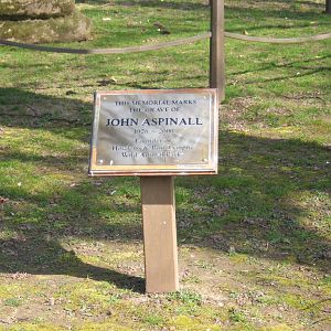 Aspinalls grave
