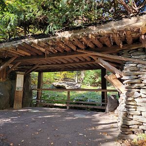 Bronx - Snow Leopard exhibit, 1 of 3