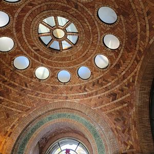 Bronx - Zoo Center ceiling