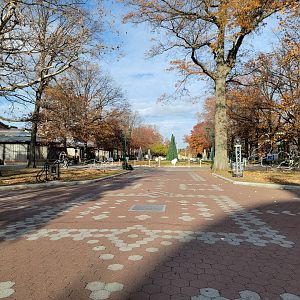 Bronx - Astor Court from Zoo Center