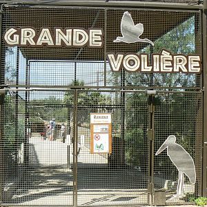 Réserve africaine de Sigean - African giant walkthrough aviary - One of the netrance