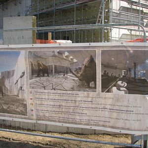 Sign about Ice Age House